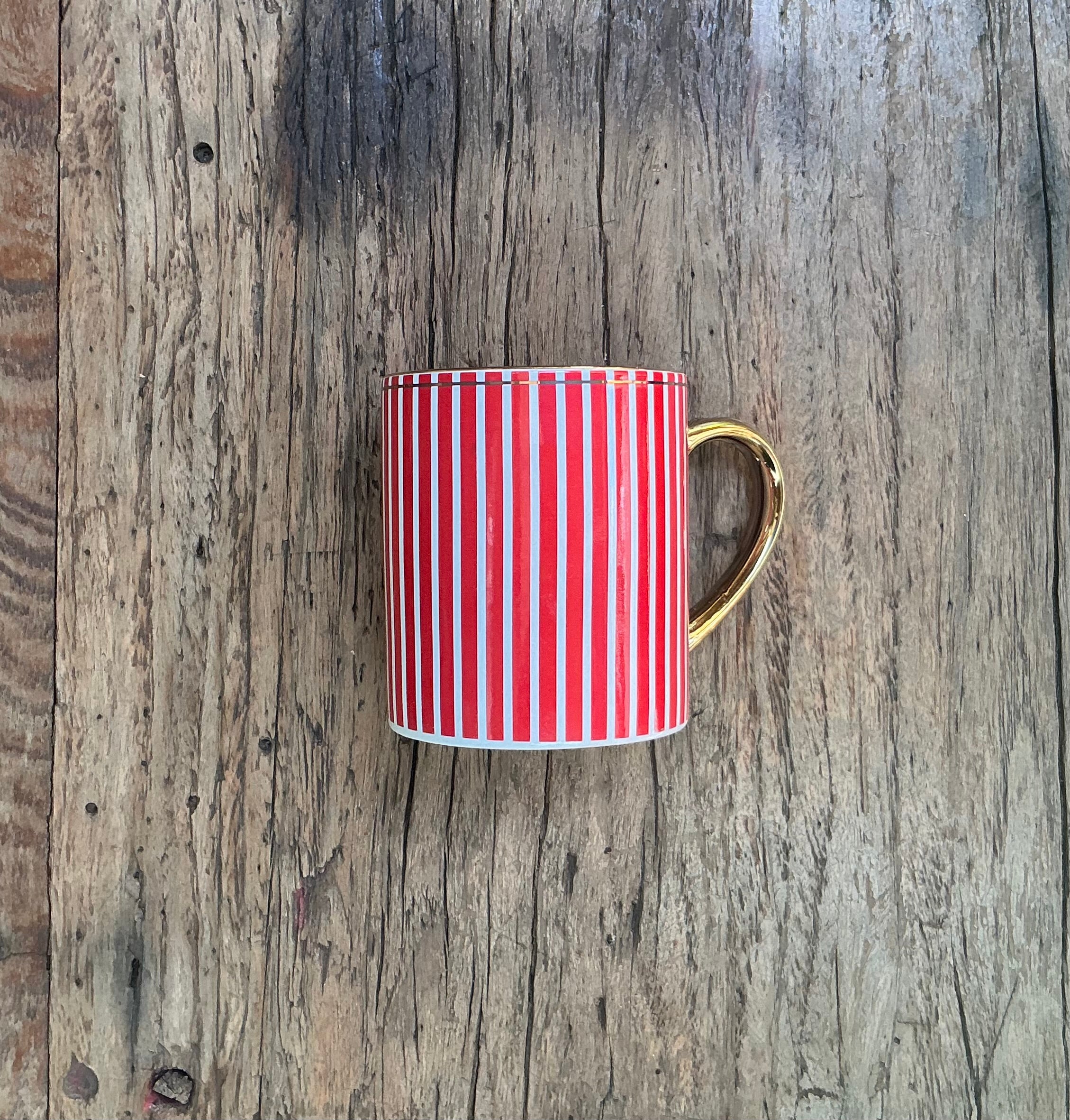Mug 250ml with Nutcracker design - red